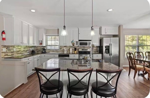 Decatur House | Decatur/ATL Family Retreat 6-bedroom, 5-baths house perfect getaway ATL/Decatur