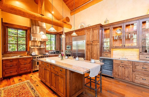 Deer Valley House | Deer Valley Ski Lodge + Hot Tub + dogs welcome