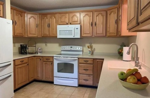 St. Marys Cottage | Delia's River Retreat: 3-bedroom Cottage in superb St. Marys