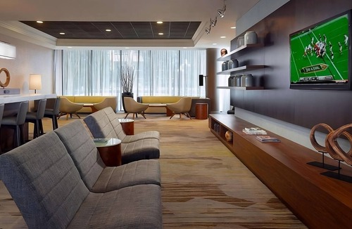 Cumberland Apartment | Discover Atlanta's Cumberland Area in Comfort! Pets are Welcome! Pool Available!