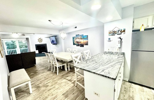 Dewey Beach House | Dog-Friendly Haven by the Sea: Ocean View & Rooftop Deck- 4th from the ocean