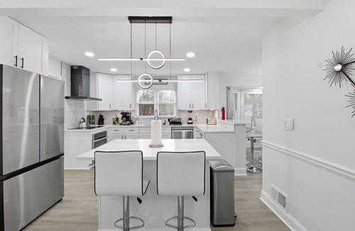 Grayson House | Elegant 4BR Home in Grayson-Cozy, Modern & Relaxing Stay.