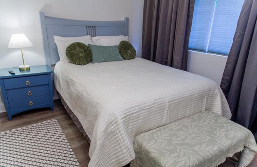 Ridgedale Park Apartment | Elegant & cozy retreat near shopping and restaurants in Buckhead