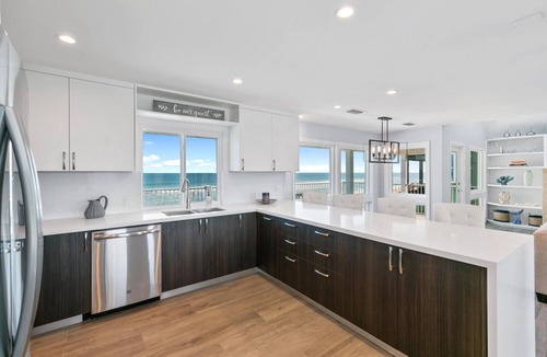 South Ponte Vedra Beach House | Elegant PVT BEACHFRONT with MINI GOLF in South Ponte Vedra Beach -TPC Sawgrass!