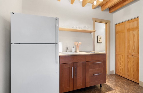Capitol Hill House | Enchanting Grapevine Alley