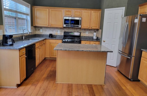 Woodstock House | Entire 4-bedroom house in prestigious community of Woodstock