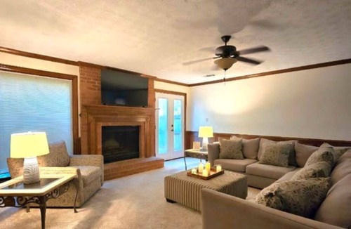 Stone Mountain House | Entire Home Near Atlanta World Cup/Sleeps 5