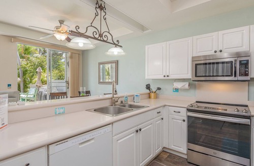 Ko Olina Condo | Fairways at Ko Olina 8G by Gather w/Golf View Townhome w/Lanai, Pool & A/C