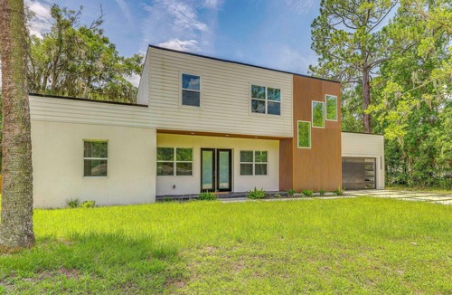 Northside House | Families w/Pets! Jacksonville Home 18 Mi to Beach