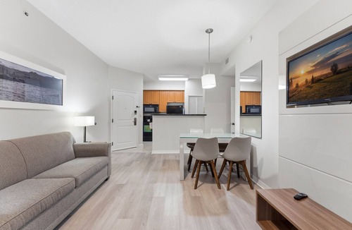 Florida Center Apartment | Family 2-bedroom Suite in Prime Orlando Location
