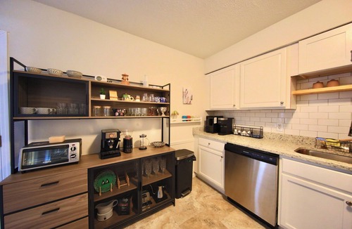 Covington House | Family-Friendly Covington Escape w/Fenced Backyard, Full Kitchen & Coffee Bar