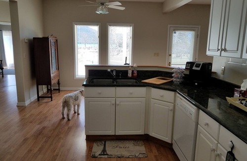 Silver Bay House | Family friendly Lake George rental.