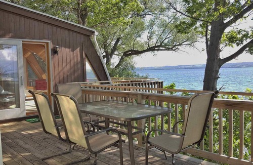 Romulus House | Family fun, wine tours and beautiful sunsets