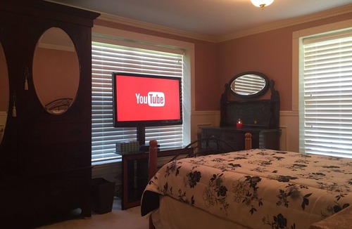 Live Oak Other | Farm/Woods stay, 3 miles from Live Oak