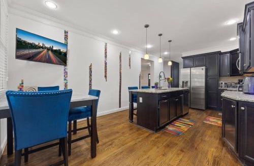 East Side House | FIFA Fans Retreat - East Atlanta - 7mi to Downtwn ATL -Sleeps 10