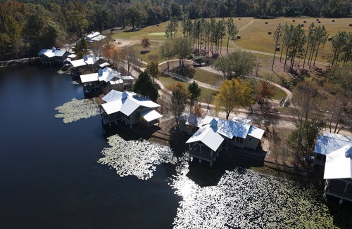 Swainsboro Cottage | Flat Creek Lodge Coyote Condo 1 hr 15 min form Augusta National