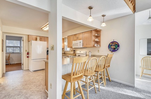 Sandpiper Pines House | Free Golf at Bear Trap Dunes and MORE! Bright and cheery house only a short walk to the beach! Some features include 3 bedrooms plus den, 2 baths