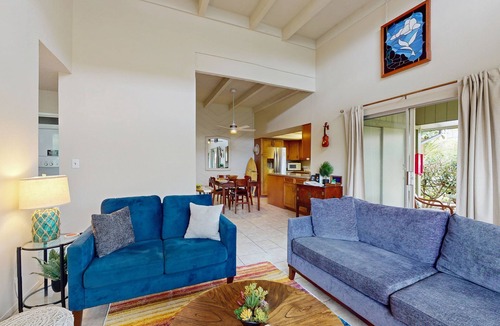 Princeville Condo | Front Door Parking. Zero Stairs. A/C. Golf Course. Pool. Fast WIFI