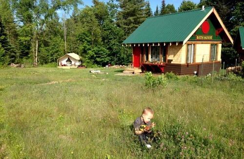 North River RV Rental | Fully-Furnished Tent-Style Cabin Rental near Indian Lake, Upstate New York