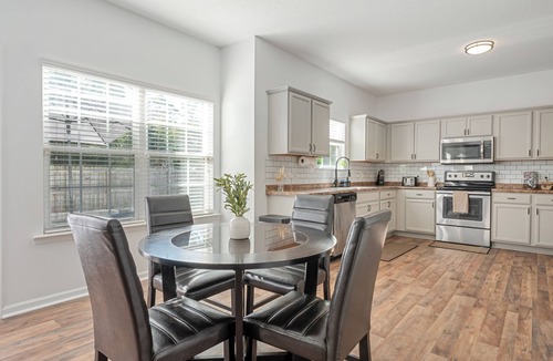Hinesville House | Game & Gather House Close To Savannah GA