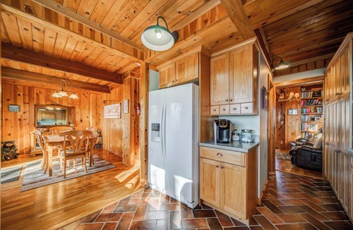 Tate Cabin | Georgia Mountains! Gated- Golf/Lake and Views!