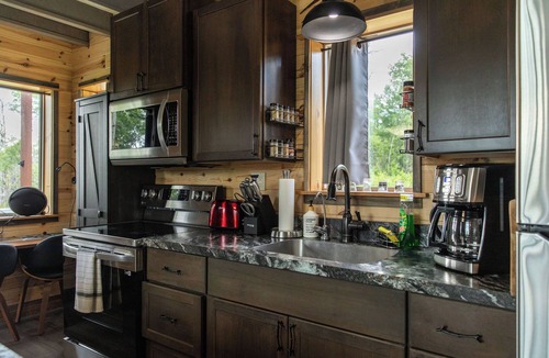 Babb Cabin | Glacier Summit - A Modern Villa Surrounded by the Forest, Wildlife & Rockies.