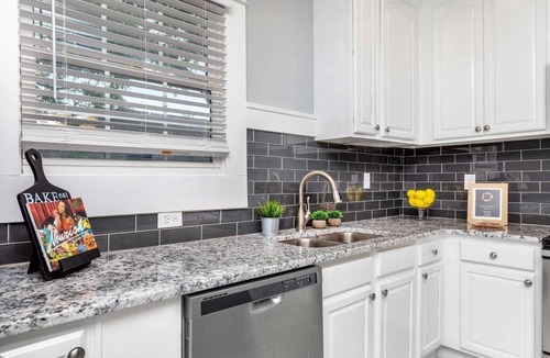 Sylvan Hills House | Gorgeous 3-bedroom house with AC in vibrant Atlanta