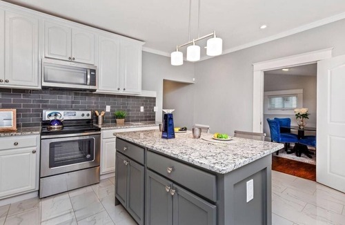 Sylvan Hills House | Gorgeous 3-bedroom house with AC in vibrant Atlanta
