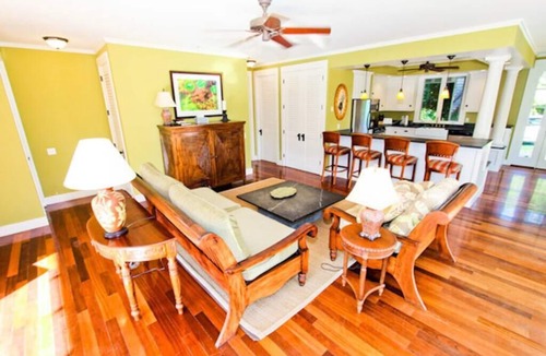 Kekaha House | Gorgeous 3br Kekaha Beachfront Home for 6!