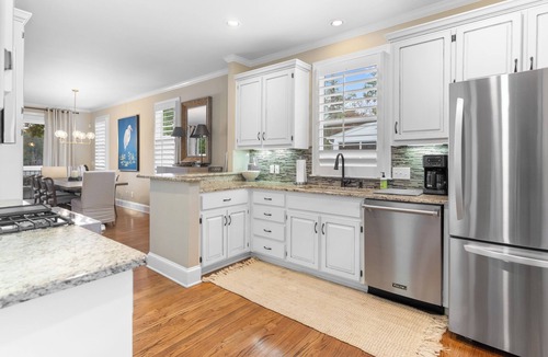 Greensboro Cottage | Gorgeous Lakefront Cottage at Reynolds Lake Oconee in highly desired Marina Cove