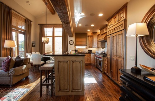 Empire Pass Condo | Grand Lodge - 5 Bedroom Condo Penthouse #406 - Ski-in/out by Deer Valley Resort