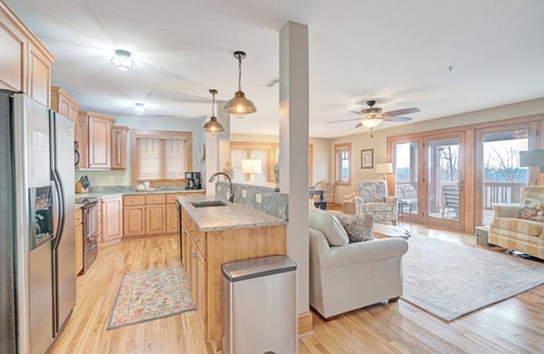 Banner Elk Condo | Grand Oaks RR1- Mountain Condo, Gated Resort, Indoor/Outdoor Pools & Hot Tub