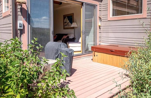 Kimball Junction House | Great Rates, Hot Tub, Tranquil Views & Location