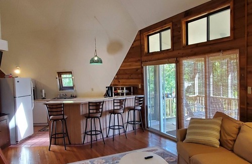 Panacea House | Gulf view Geodesic Dome Cabin just a 5 minute walk to uncrowded beach! No Pets!