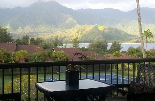 Princeville Apartment | Hanalei Bay RESORT 2312 259.00 Oct28-Nov1 BlowOutSaleBeachFront 10 Star Reviews!