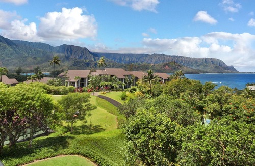Princeville Condo | Hanalei Bay Resort 32012 By Parrish Kauai - walk to the bay with full AC!