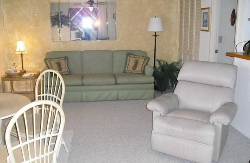 Hanamaulu Condo | Hawaii (Lihue, Kauai) Ocn Vw Condo w/KItchen - SPCL $149/nt - 30 day rental!