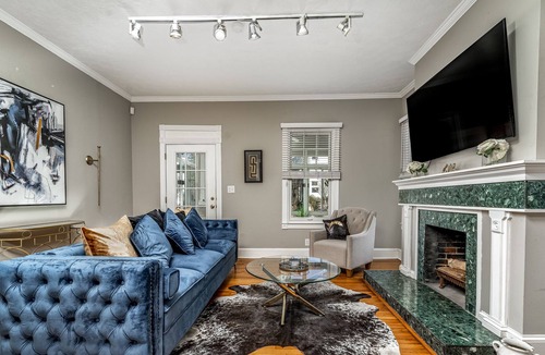 Virginia Highland House | Heart of Atlanta 1 Block from Beltline in Virginia Highlands! Walk to Everything