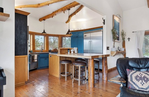 Lake Arrowhead House | Heated Pool + Hot Tub + Fire Pit + Game Room | Mins to Lake Arrowhead + Village