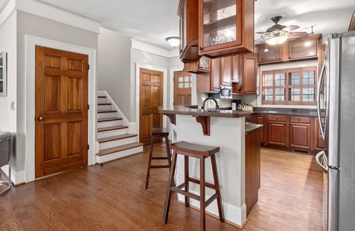 Asheville House | Hidden Creek Lodge: Upscale Retreat on Doorstep of Dwtn AVL with Hot Tub!