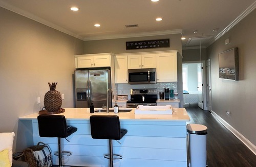 Country Club Estates Condo | Hidden Paradise