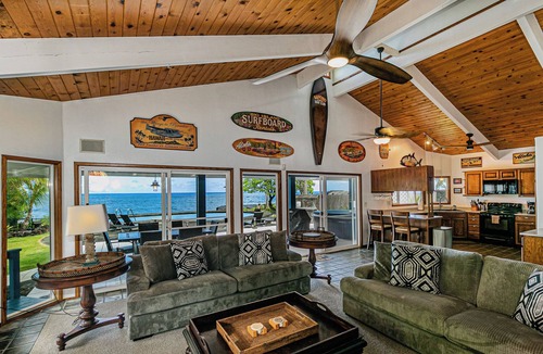 Keaau House | Hilo Shangrila - Oceanfront, Pool and Hot Tub Private Vacation Rental
