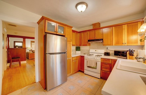 Downtown Riverside House | Home 1/2 Mi to Dtwn Riverside: Families Welcome!
