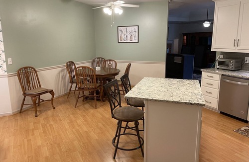 Loganville House | Home Away From Home on a Quiet Cul-de-sac with large backyard
