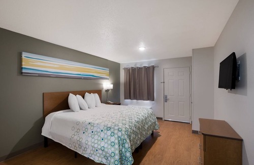 Covington Hotel | HomeTowne Studios by Red Roof Covington, GA