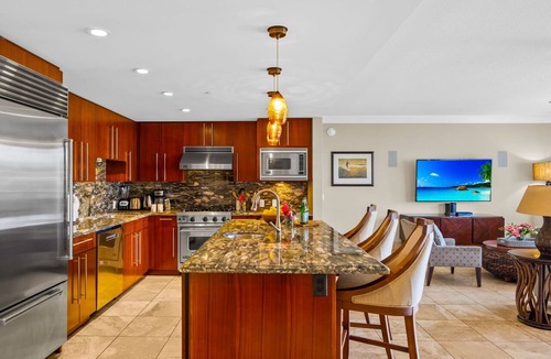 Kaanapali Condo | Honua Kai | Ocean View 3 BR Sleeps 8 | Car Incl. w/6+ Nights | HKH-203 by KBM