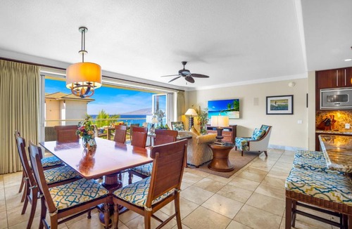 Kaanapali Apartment | Honua Kai Villas Ocean View 8 BR Sleeps 26 Great for Families Complimentary Car with 6 Nights HKH ML-3095 by KBM
