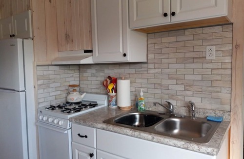 Dundee Cottage | Hot Tub, Lake View Cottage, Dog Friendly, Lake Access