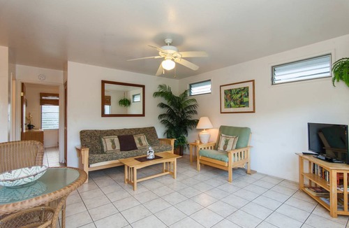 Nawiliwili House | House ∙ 1 bedroom ∙ 2 guests