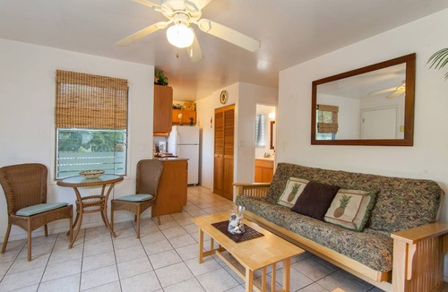 Nawiliwili House | House ∙ 1 bedroom ∙ 2 guests